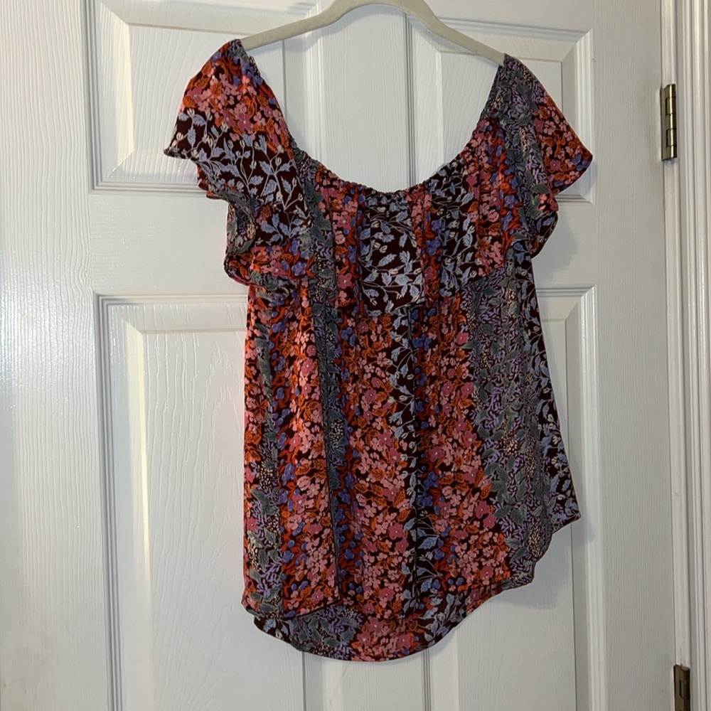 Maeve blouse from Anthropologie - Picture 4 of 4